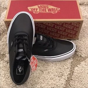 New in box womens size 8 vans. Black leather doheny decon